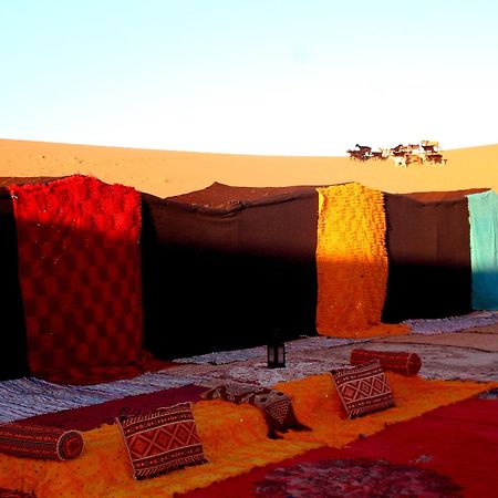 Palmeras Y Dunas Luxery Camp Merzouga Ngoại thất bức ảnh